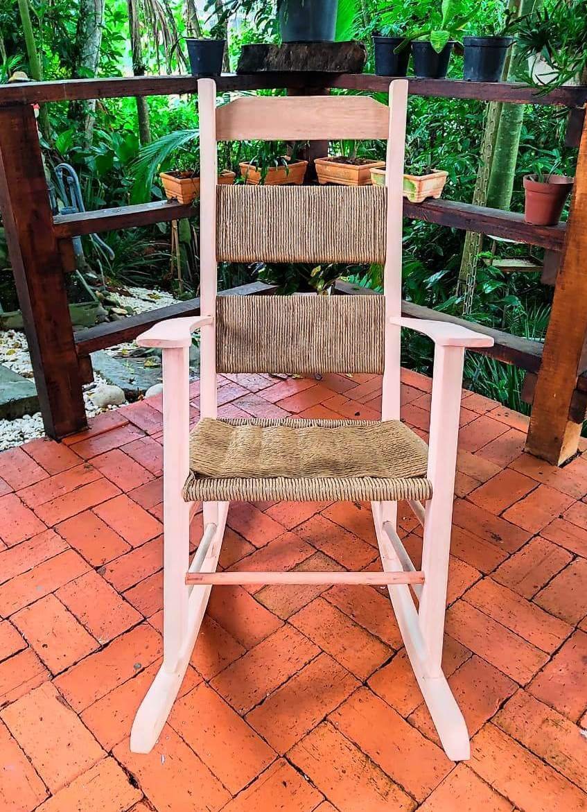 Cadeira De Balanço Sem Pintura De Madeira Maciça Bela Móveis
