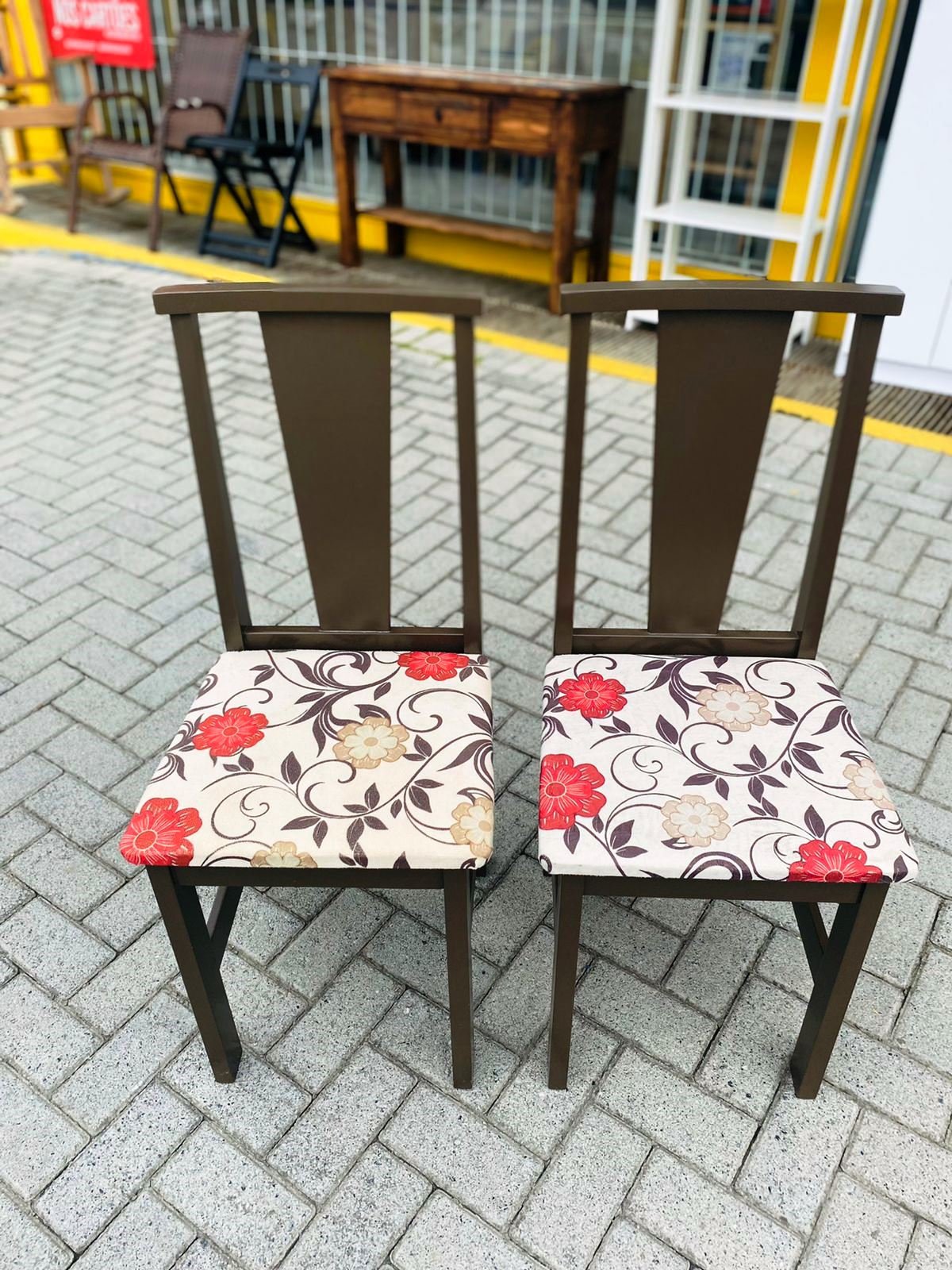 Kit 2 Cadeiras Cor Tabaco Com Assento De Tecido Floral De Madeira Móveis SeA