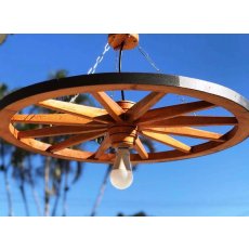 Lustre Com Roda De Carroça Grande 0,75m De Madeira Maciça Móveis Rústicos BV Magazine