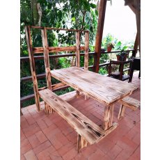 Mesa De Parede Com Dois Bancos Dobrável 1,5m Com Pintura A Base De Cera De Madeira Maciça Bv Magazine