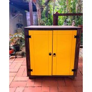 Balcão 80cm 2 Portas Com Detalhes Em Amarelo De Madeira Maciça Móveis Rio Negrinho