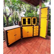 Kit Cozinha Com Paneleiro E Detalhes Em Amarelo De Madeira Maciça Móveis Rio Negrinho