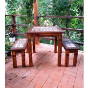 Jogo De Mesa Com 2 Bancos 0,80m Com Detalhes Em Azulejos Móveis Rio Negrinho