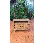Rack 2 Portas 70x89x42 Pé Luís Xv Madeira Maciça Móveis Rio Negrinho